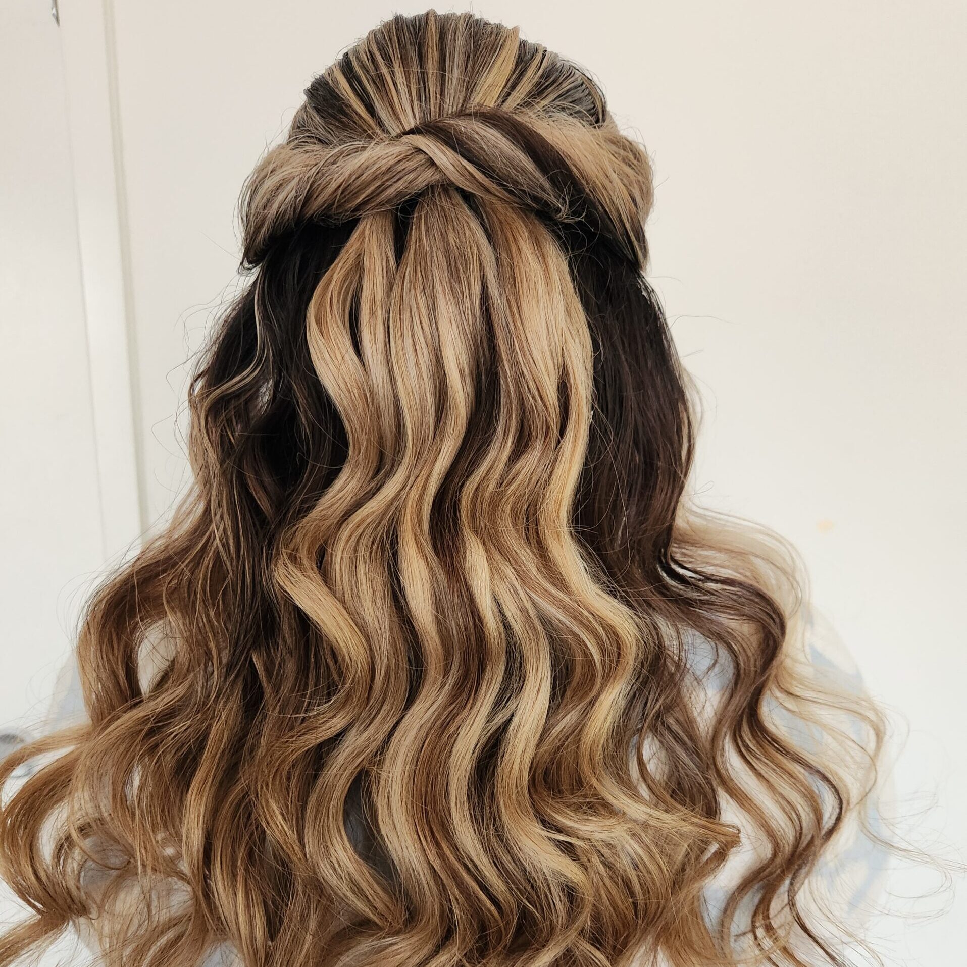 half-up-curls-beach-waves